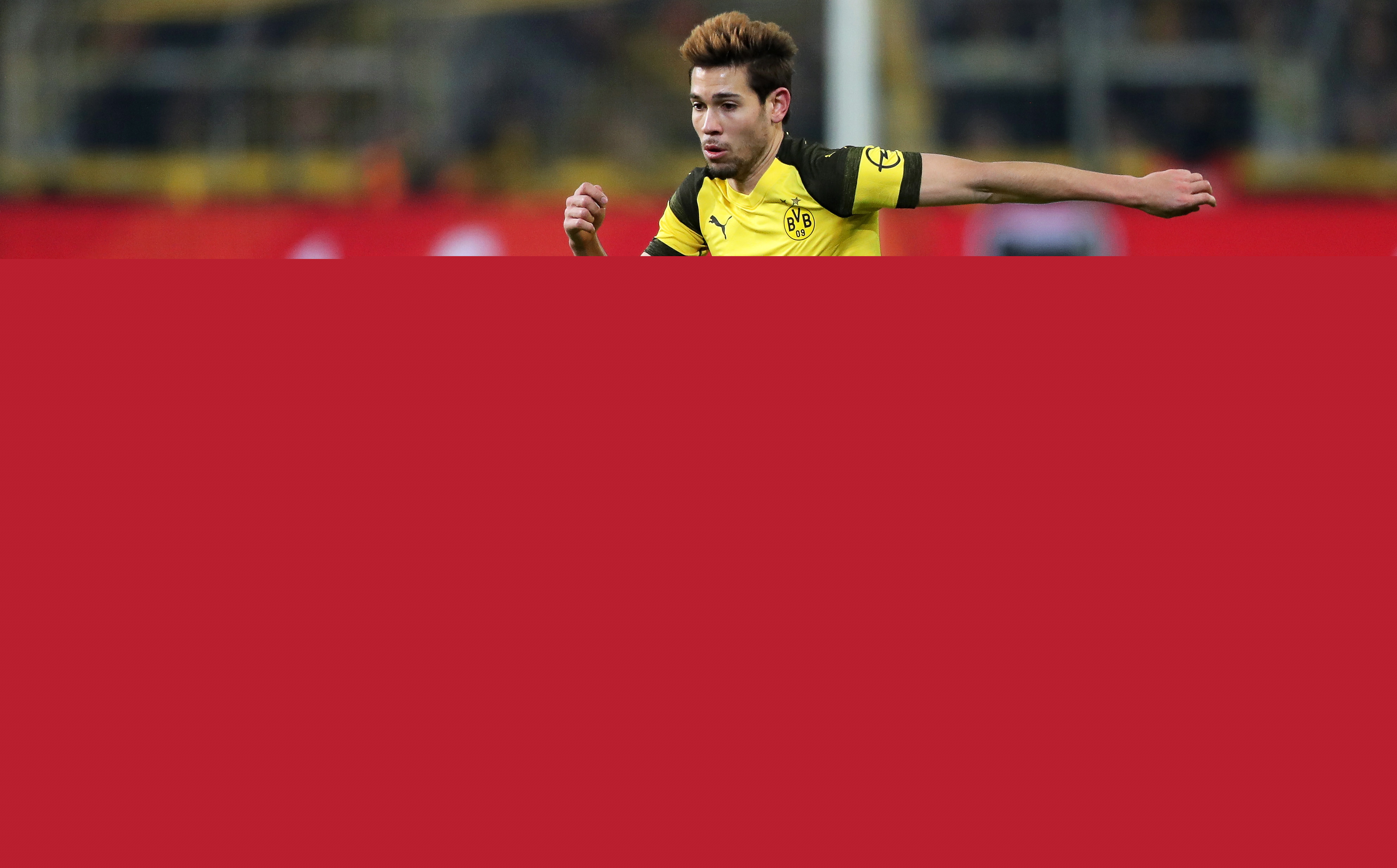 环足奖年度最佳女足球员候选：邦马蒂、普特利亚斯、凯莉在列（邦马蒂、普特利亚斯、凯莉入围环足奖年度最佳女足球员）