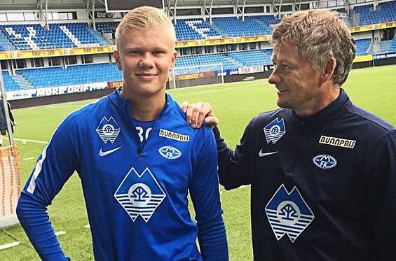 CDK：能赢切尔西就能赢后面的对手；加纳乔该知道我们是谁了（CDK：若能击败切尔西，后面对手皆无惧；也该让加纳乔明白我们是谁）