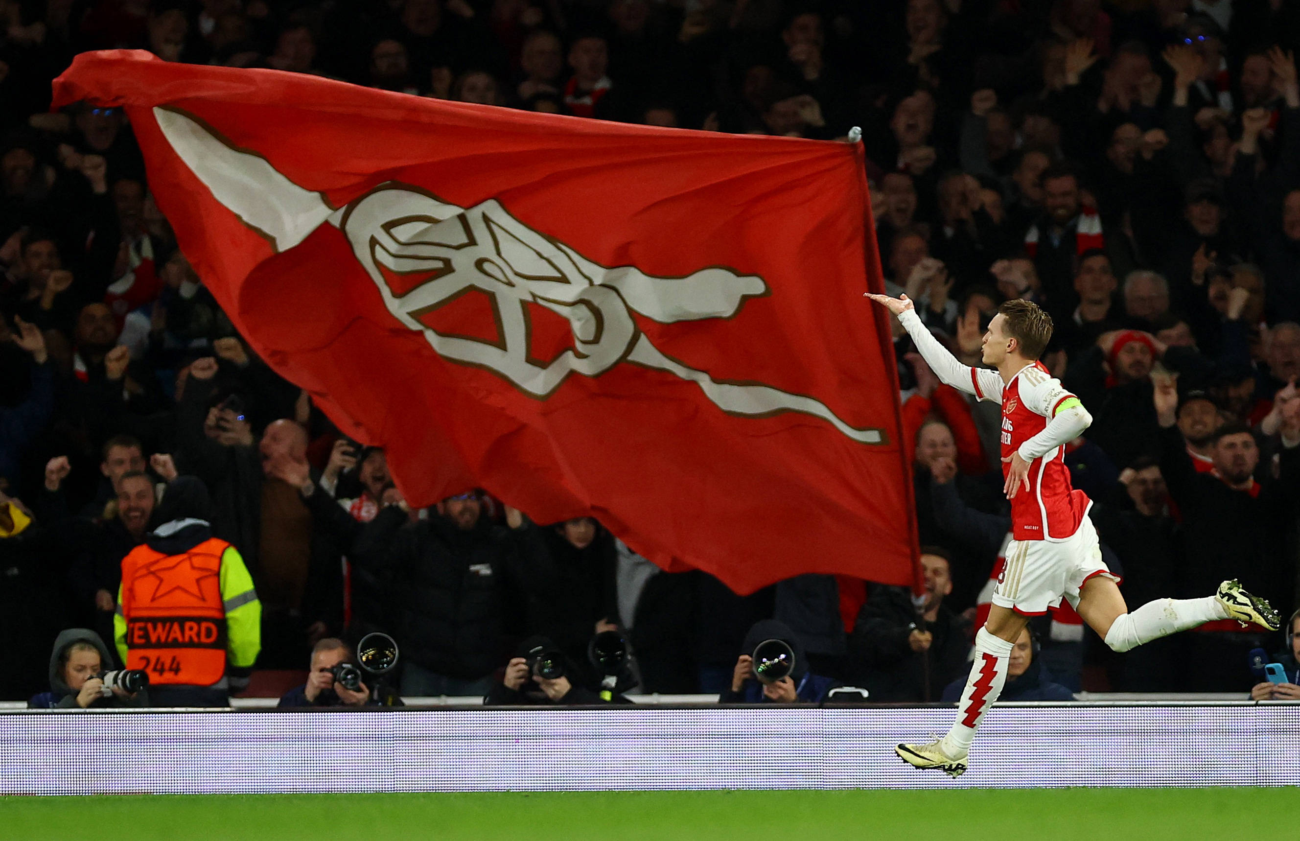 泽林斯基：今天我们只缺第二个球；我们是优秀球队会走出困境（泽林斯基：我们今天只差第二粒进球；作为强队必能走出困境）