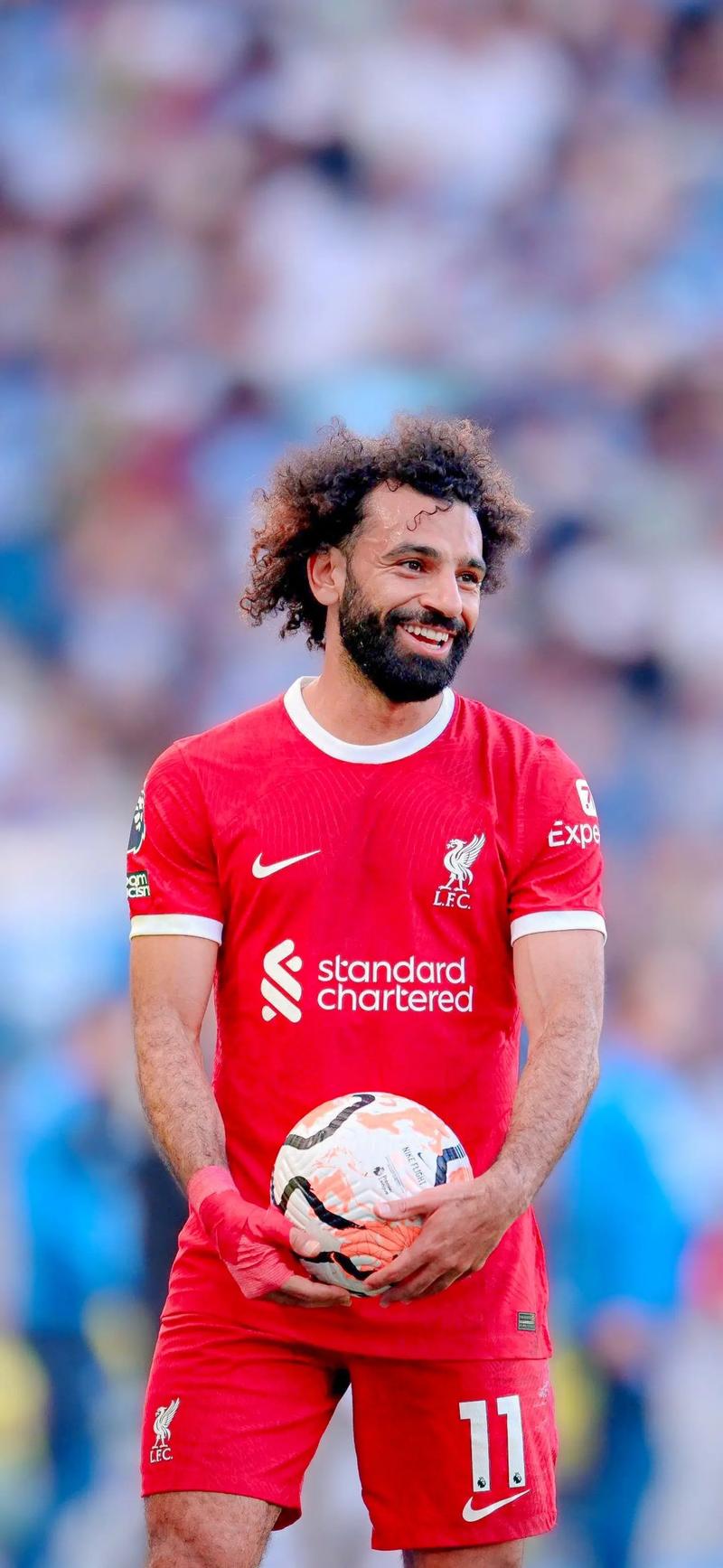 德天空：虽然桑乔愿意把薪水减半，但多特对签下他仍存疑虑（德天空：桑乔愿降薪五成 多特对签回仍显犹豫）