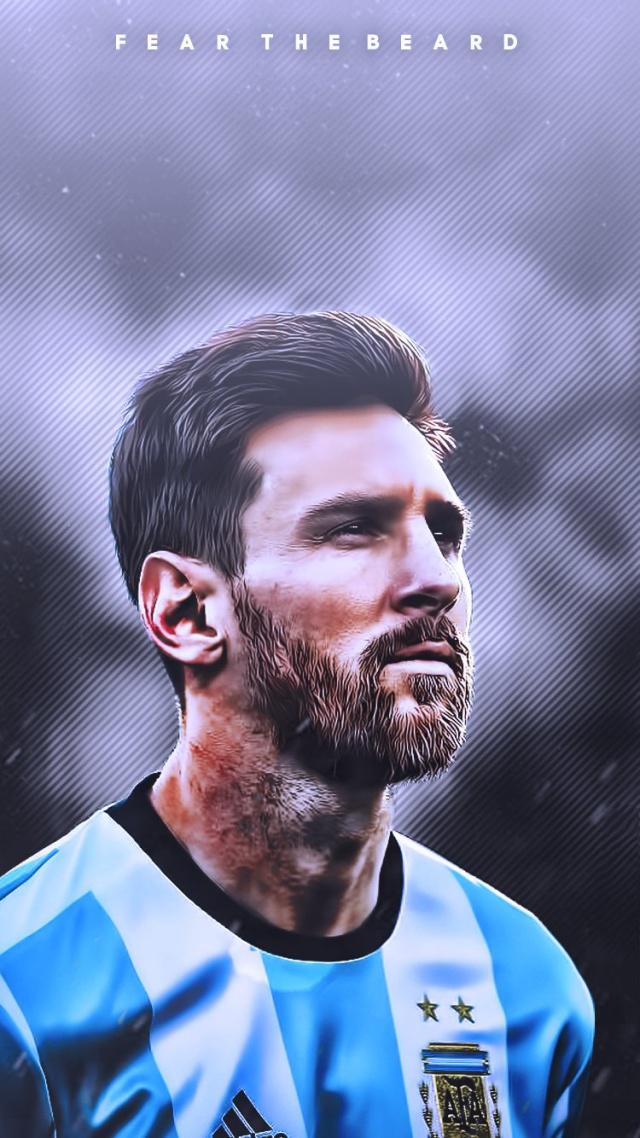 解锁体验卡，英乙比赛中裁判受伤，一球迷走下看台参与执法（英乙赛场上演现实版体验卡：主裁伤退，球迷下看台临时执法）