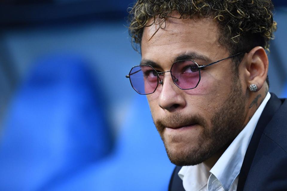 布鲁日在客场挑战阿森纳之前解雇了主教练尼基海恩伊万·莱科接任（布鲁日客战阿森纳前解雇主帅尼基·海恩，伊万·莱科火线上任）