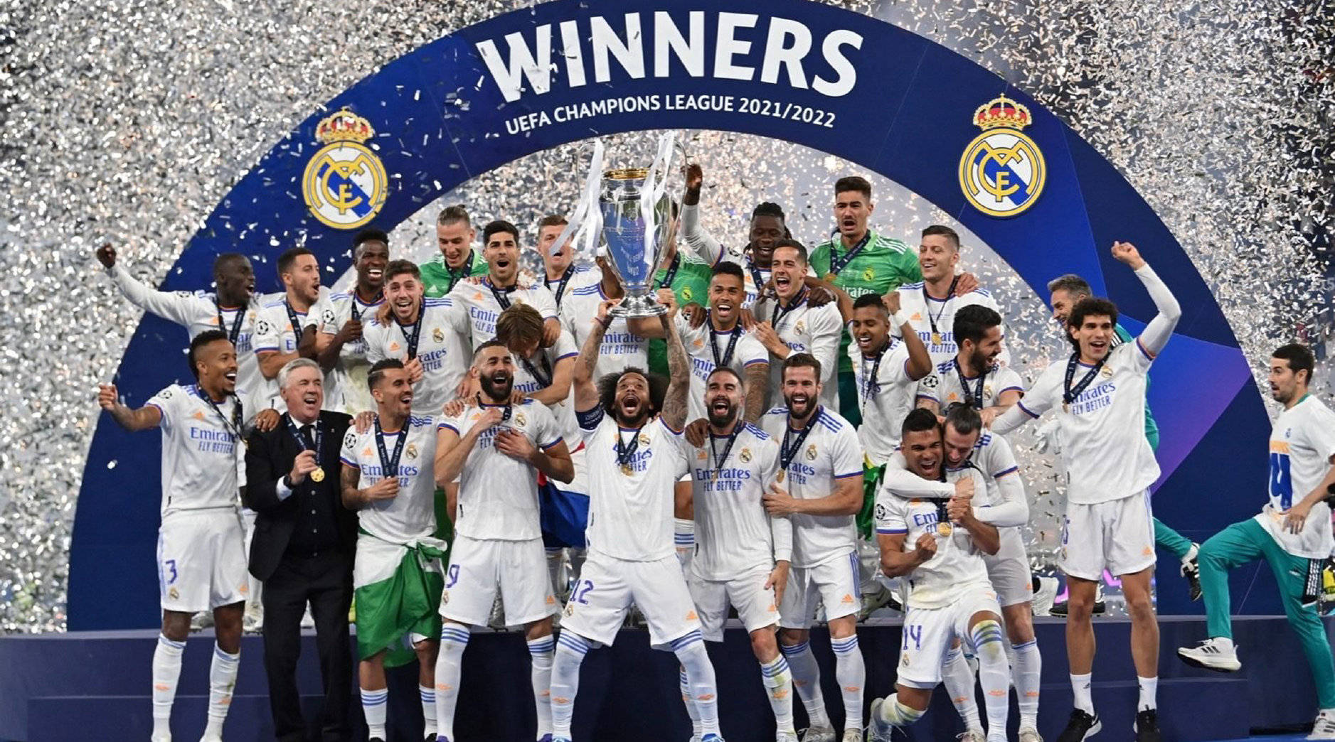 体坛记者：瓦科去留可能性相同，有西亚、东南亚球队有意签他（体坛记者称：瓦科留或走五五开，西亚与东南亚球队有意引进）