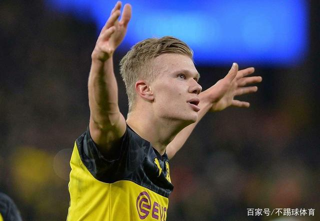 浙江队长比佩尼亚更香！大连别签长约了 弗兰克：首选中超 我的自律与生俱来（弗兰克称首选中超、自律天成；浙江队长力压佩尼亚，大连慎签长约）