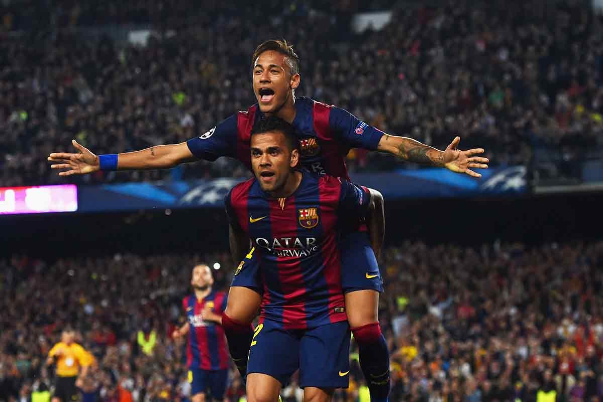 全市场：尤文与那不勒斯对格雷茨卡有意，正关注其续约情况（全市场：尤文、那不勒斯有意格雷茨卡，密切关注续约进展）